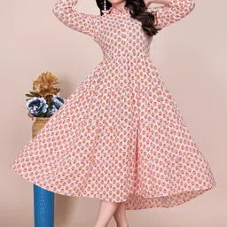 VenderVilla Women Floral Printed Tiered Shirt Collar Fit and Flare Midi Dress-picture-17