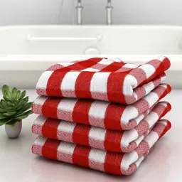 Red Patterned 210 GSM Cotton Bath Towels (Set of 4) by Athom Living image 1