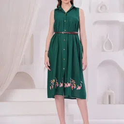 OH MI DIOS Floral Embroidered A-Line Midi Dress-picture-41