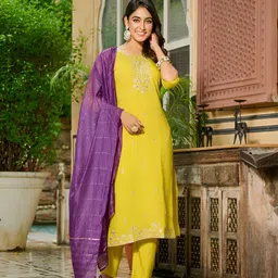 DISHWA FASHION Women Ethnic Motifs Embroidered Regular Thread Work Kurta with Trousers & With Dupatta-picture-47