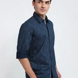 Parx Men Modern Slim Fit Printed Casual Shirt image 2