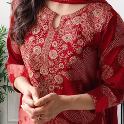 SZN Women Floral Printed Regular Thread Work Kurta with Trousers & Dupatta image 3