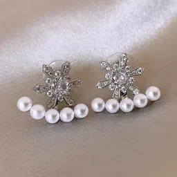 MEENAZ Star Shaped Studs Earrings image 2