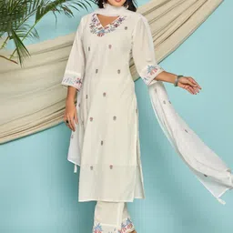 GHUMMAN SONAKSHI Floral Embroidered Pure Cotton Straight Kurta And Trousers With Dupatta image 3