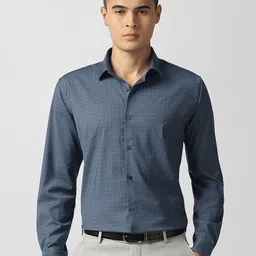 V Dot Men Slim Fit Geometric Printed Spread Collar Formal Shirt-picture-24