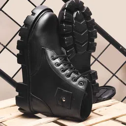Froh Feet Women Block-Heeled Chunky Boots-image-32