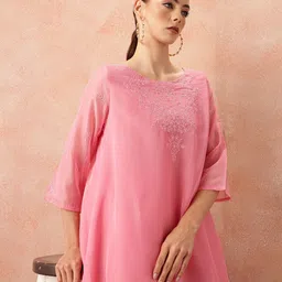 all about you Floral Yoke Design Sequinned Kurta with Trousers-picture-25