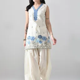Myshka Women Floral Embroidered Regular Thread Work Pure Cotton Kurta with Patiala-image-54