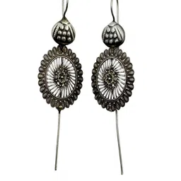 THE NAKHRA STORE Circular Shaped Oxidized Ear Cuff-image-9
