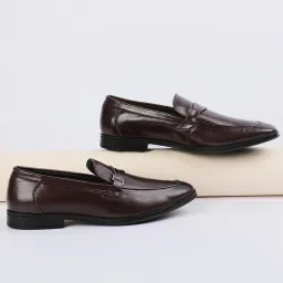 Code by Lifestyle Men's Brown Formal Loafers image 1