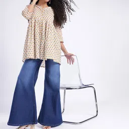 fusion by glitchez Floral Printed V-Neck A-line Kurti-image-24