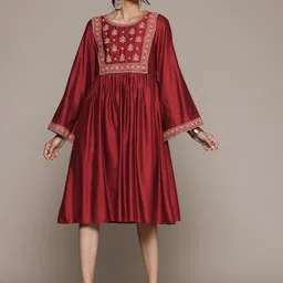 aarke Ritu Kumar Ethnic Motifs Embroidered A-Line Dress image 4