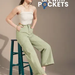 Life With Pockets Blue Solid Regular Fit Shorts-picture-32