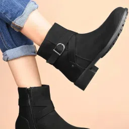 Clog London Women's Black Casual Booties image 1