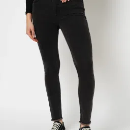 Only Black Blended Skinny Fit Mid Rise Jeans image 1