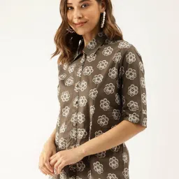 Divena Grey Floral Print Shirt image 3