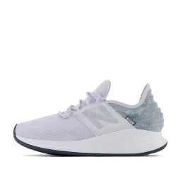 New Balance Women's ROAV Off White Running Shoes image 2