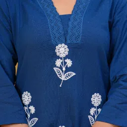 CRENOL THREADS Women Embroidered Pure Cotton Kurta With Trousers image 2