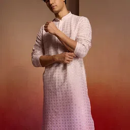 VASTRAMAY Men Geometric Embellished Sequinned Kurta-image-98