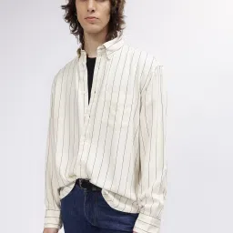 GANT Striped Button Down Relaxed Fit Shirt image 1