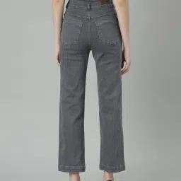 showoffff SHOWOFF Grey Denim Straight Fit Mid Rise Jeans image 3