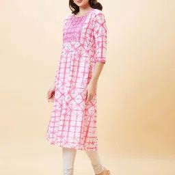 Globus Pink Printed A Line Kurta image 3