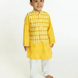 Campana Kids Yellow & White Geometric Print Kurta, Jacket & Pyjamas image 4