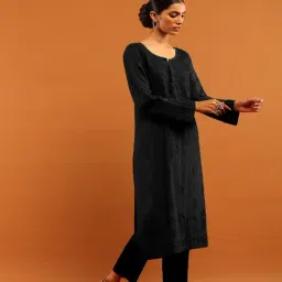 House Of Chikankari Black Cotton Regular Fit Embroidered Long Kurta image 4