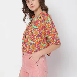 Vero Moda Multicolor Viscose Floral Print Crop Shirt image 3