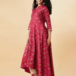 Globus Pink Floral A Line Kurta image 3