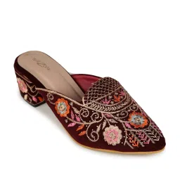 Shezone Women's Maroon Mule Shoes image 3