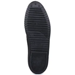 Gliders by Liberty Men's Black Casual Loafers image 4