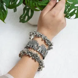 Teejh Silver-Plated Eloka Stacked Bracelets for Women - Set of 3-image-39