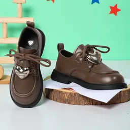 TRUFFLE COLLECTION Heart Applique Detailed Lace Up & Velcro Closure Sneakers - Brown-picture-11