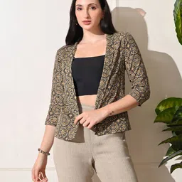 DECKEDUP Women Printed Shrug-image-8