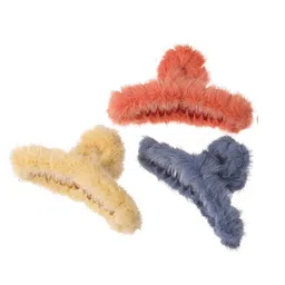 KHANBAGSTORE Girls Set Of 6 Fur Grip Barrettes T Shape Clips image 3