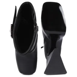 London Rag Women's Black Casual Boots image 3