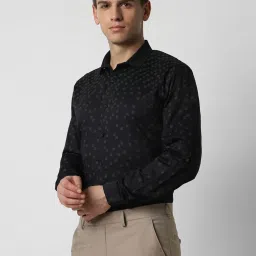 V Dot Black Slim Fit Printed Shirt image 3