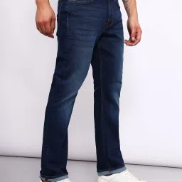 Lee Rodeo Blue Regular Fit Lightly Washed Jeans image 3