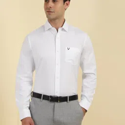 Allen Solly White Slim Fit Solid Shirt image 1