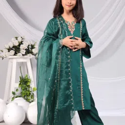 Misbis Girls Green Comfort Fit Embroidered Kurta Set image 1