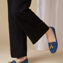 Inc.5 Women's Navy Casual Moccasins image 1