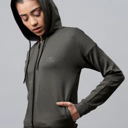 Alcis Women Charcoal Grey Hooded Solid Training Jacket image 3