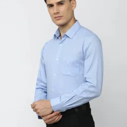 Peter England Blue Regular Fit Checks Shirt image 3
