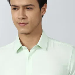 Peter England Green Regular Fit Texture Shirt image 4