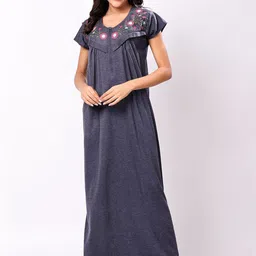 CHUI MUI Embroidered Maxi Nightdress image 5