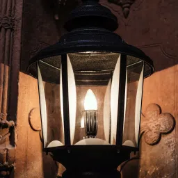 Fos Lighting 'Crinkle' Black & Transparent Aluminium Large Exterior Gate Light - Set of 1 image 1