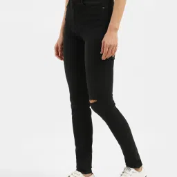 Levi's Black Skinny Fit High Rise Jeans image 3