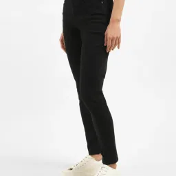 Levi's 721 Black Skinny Fit High Rise Jeans image 3