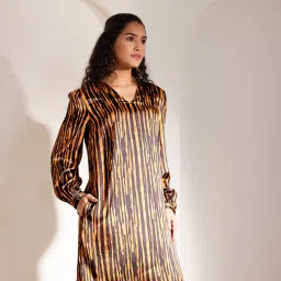 Fablestreet Black & Gold Printed A Line Dress image 3